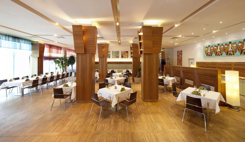 The Gerald'S Hotel Rădăuţi Esterno foto